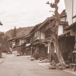 日本における壁紙の歴史 ～紙文化を軸に西洋との違いを比較解説～